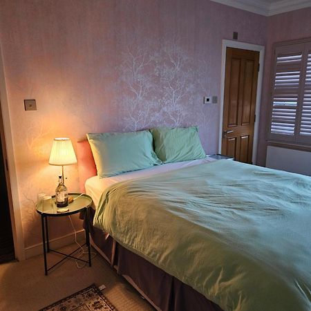 Brentford House Bed & Breakfast Bagian luar foto