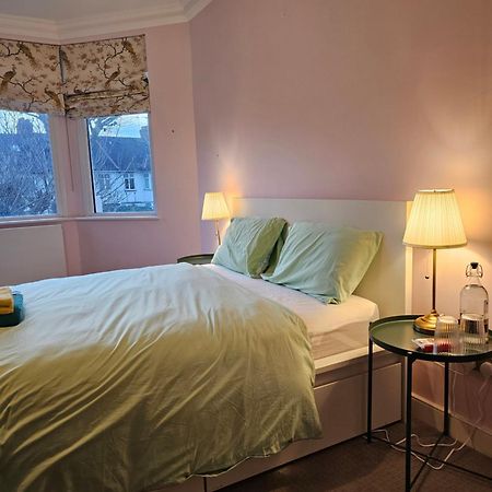 Brentford House Bed & Breakfast Bagian luar foto